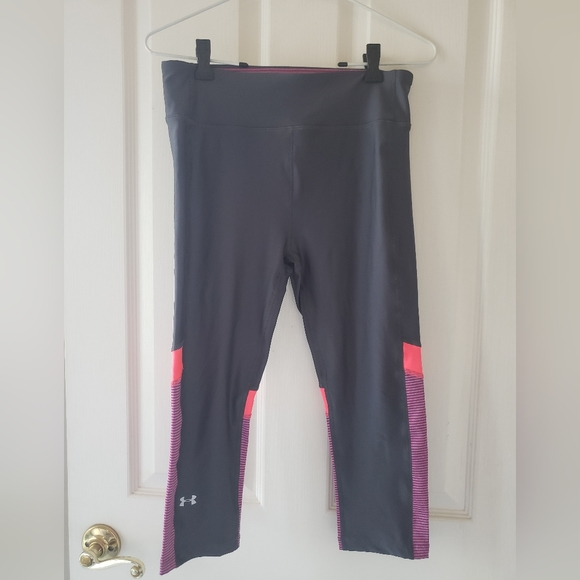 NWOT Under Armor gym pants - Picture 4 of 4